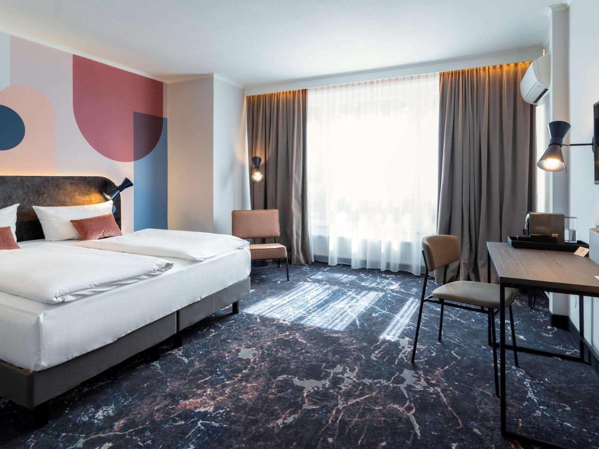 Mercure Center 3*
